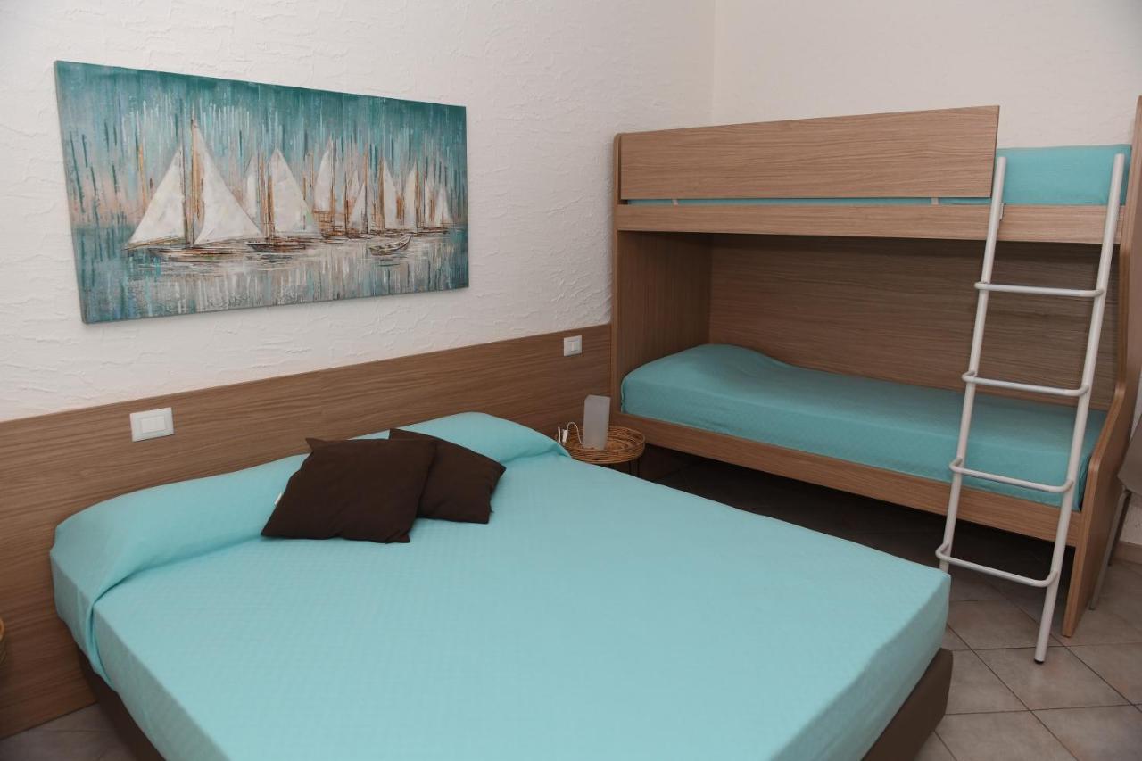 Blue Apartment - A Due Passi Dal Lago, Parcheggio Privato Lazise Exterior photo