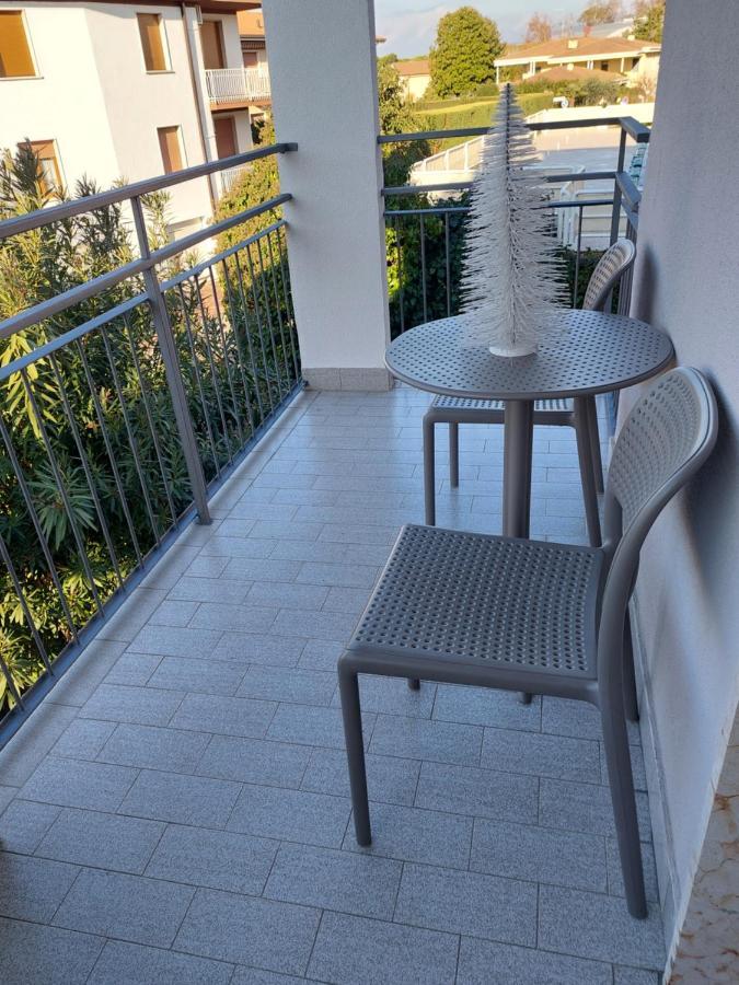 Blue Apartment - A Due Passi Dal Lago, Parcheggio Privato Lazise Exterior photo